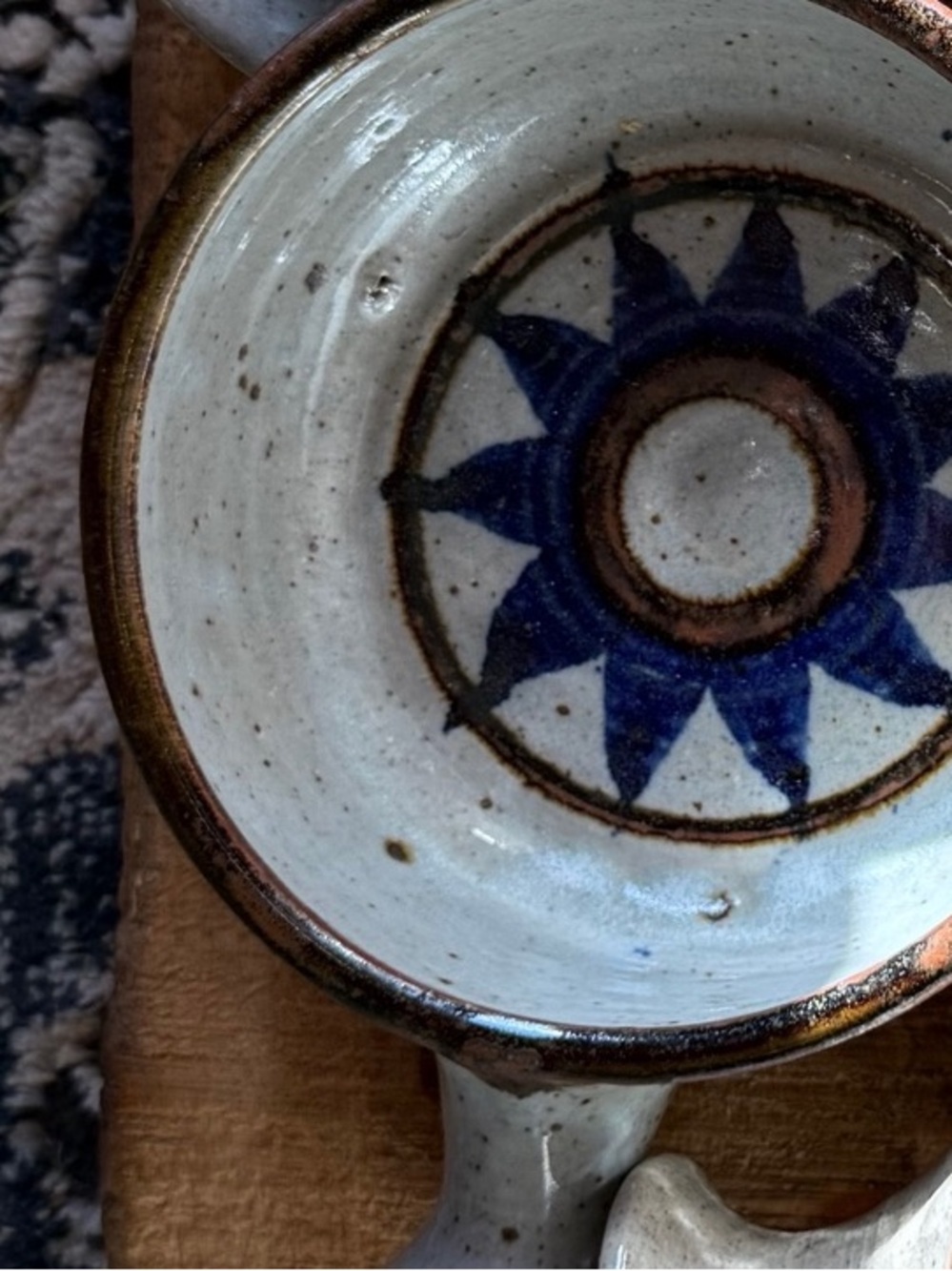 Vintage Studio Pottery Handle Bowls Set of 4 Rustic Boho Artisan Stoneware - Picture 4 of 6